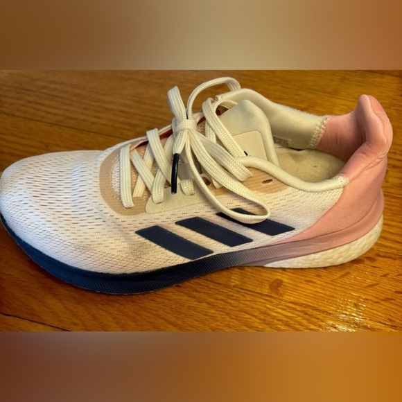 Adidas Astrarun Womens Running Sneakers Pink
Size 6 - Picture 5 of 14